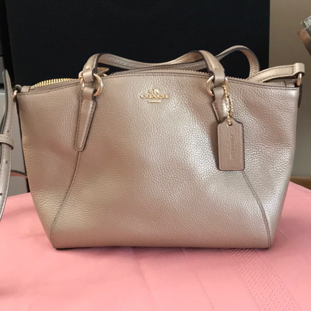 Mini kelsey coach handbag